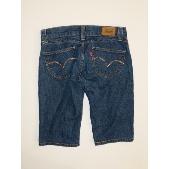 ⬇️$15 Levis dark wash jean shorts sz 7 - Picture 3 of 7